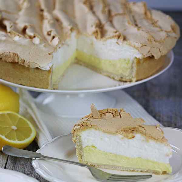 FAIRWAY  LEMON MERINGUE PIE (1.7kg) 1x12pp